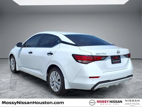 Certified 2025 Nissan Sentra S FWD image 2