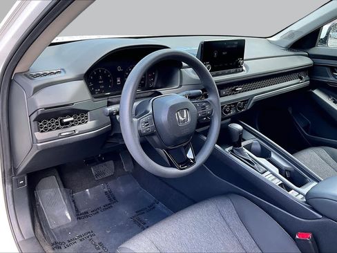 Used 2024 Honda Accord EX image 17