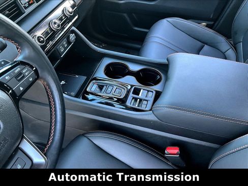 Used 2024 Honda Pilot TrailSport image 18