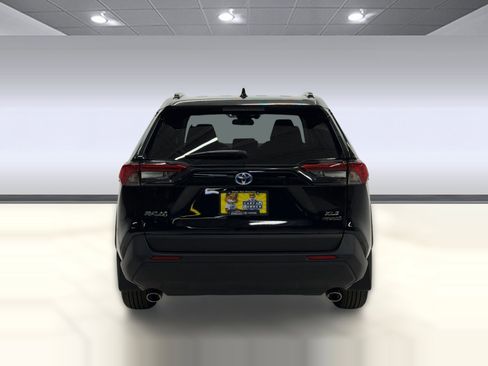 Used 2024 Toyota RAV4 XLE Premium w/ Weather Package image 8