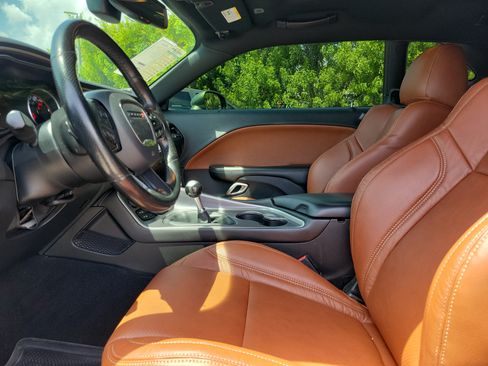 Used 2019 Dodge Challenger R/T Scat Pack RWD image 17