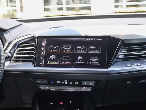 Used 2024 Audi Q4 e-tron Premium Plus w/ Premium Plus AWD/4WD image 15