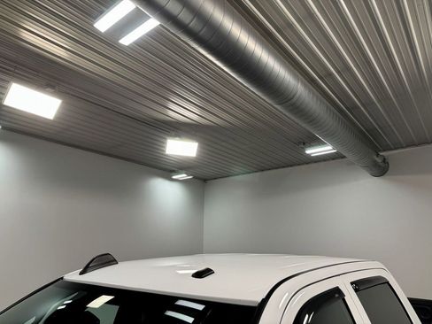 Used 2024 RAM 2500 Tradesman w/ Chrome Appearance Group image 43