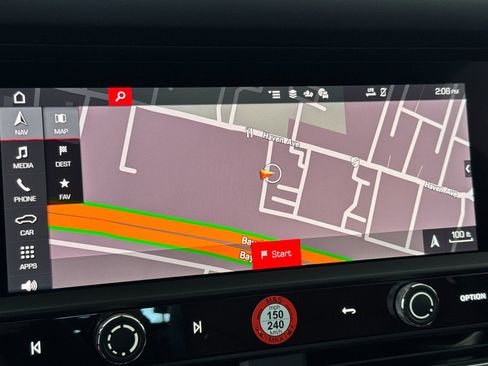 New 2026 Porsche Macan image 23