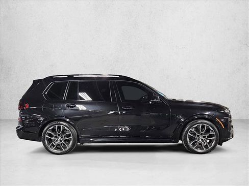 Certified 2024 BMW X7 M60i w/ Executive Package AWD/4WD image 4