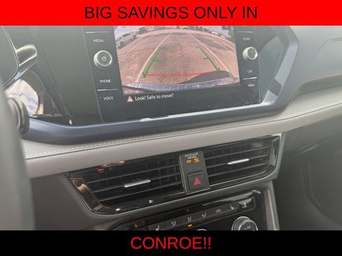 Used 2024 Volkswagen Taos SE AWD/4WD image 21