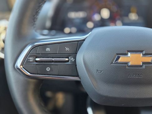 Used 2026 Chevrolet Equinox LT w/ Convenience Package II FWD image 18