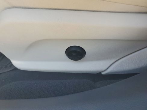 Used 2022 Mercedes-Benz E 350 E 350 w/ AMG Line Exterior image 18