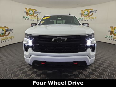 Used 2025 Chevrolet Silverado 1500 RST w/ Redline Edition AWD/4WD image 3