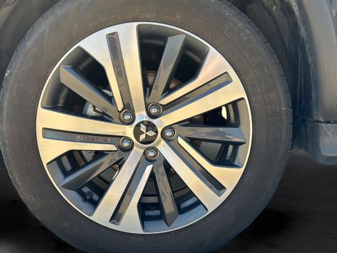 Used 2025 Mitsubishi Outlander Sport ES AWD/4WD image 24