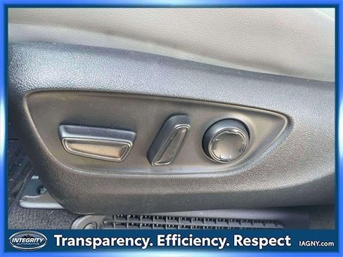 Used 2024 Toyota Sienna XLE image 20