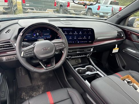 New 2026 Chevrolet Traverse RS w/ LPO, Floor Liner Package image 11