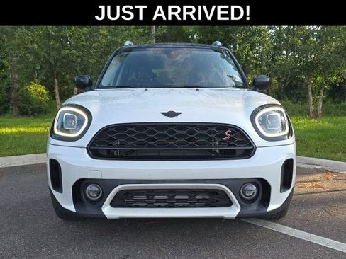 Used 2023 MINI Cooper Countryman S w/ Signature Upholstery Package AWD/4WD image 2