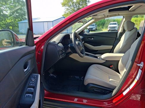 Used 2024 Honda Accord EX image 15