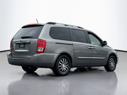 Used 2012 Kia Sedona EX FWD image 2