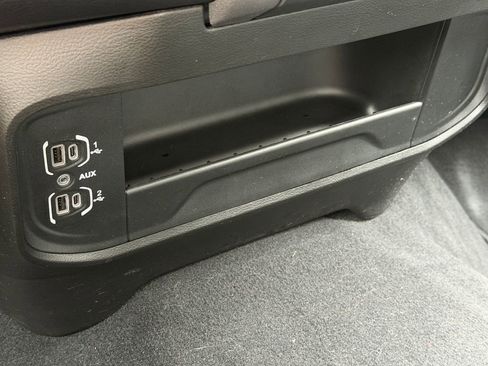 Used 2024 RAM 2500 Big Horn w/ Bed Utility Group image 24