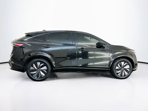 Used 2023 Nissan Ariya AWD image 10
