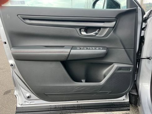Used 2026 Honda CR-V Sport image 16