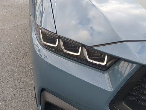 Certified 2024 Ford Mustang Coupe image 10