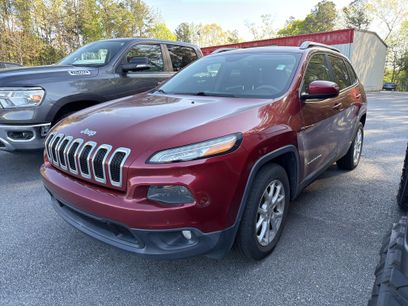 Used 2014 Jeep Cherokee Latitude w/ Comfort/Convenience Group