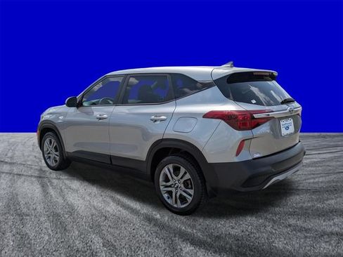 Used 2021 Kia Seltos LX AWD/4WD image 6