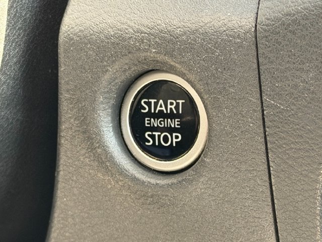 Used 2024 Nissan Frontier SV RWD image 24