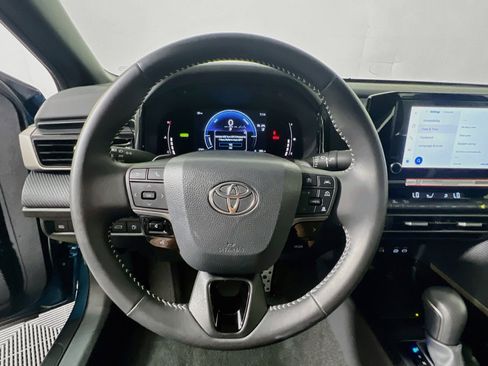 Used 2026 Toyota Camry SE w/ Convenience Package FWD image 17