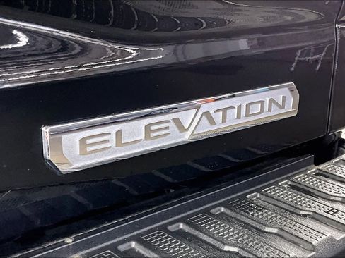 Used 2023 GMC Sierra 1500 Elevation w/ Elevation Premium Package AWD/4WD image 10