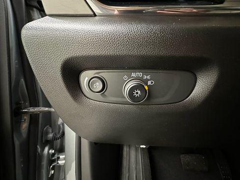 Certified 2023 Chevrolet Traverse LS w/ Midnight/Sport Edition FWD image 26