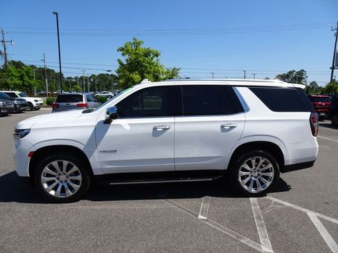 Used 2023 Chevrolet Tahoe Premier AWD/4WD image 7