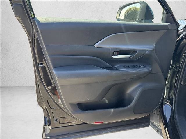 Certified 2025 Toyota Grand Highlander AWD image 11