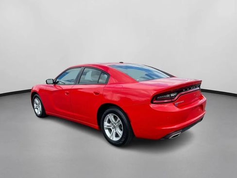 Used 2022 Dodge Charger SXT RWD image 7