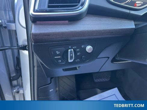 Used 2022 Audi Q5 2.0T Prestige w/ Prestige Package image 40