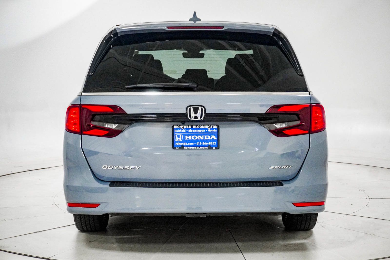Used 2024 Honda Odyssey Sport image 7