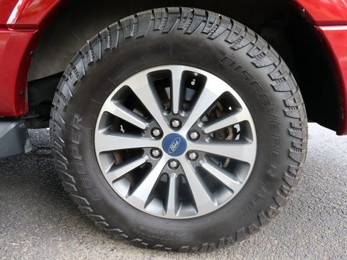 Used 2015 Ford Expedition EL XLT w/ Equipment Group 202A AWD/4WD image 43