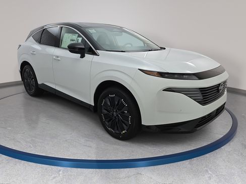 New 2026 Nissan Murano Platinum w/ Cargo Package image 3