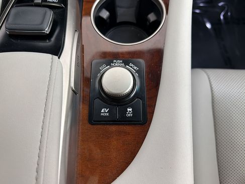 Used 2019 Lexus RX 450hL Premium w/ Premium Package AWD/4WD image 20