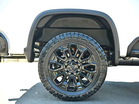 New 2026 Chevrolet Silverado 2500 Custom w/ Custom Value Package image 34