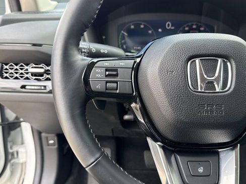 Used 2025 Honda Accord Touring image 14