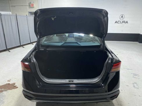 Used 2024 Nissan Altima 2.5 SV FWD image 19