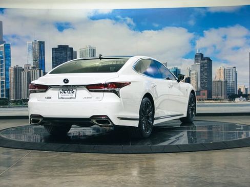 Used 2019 Lexus LS 500 F Sport w/ Accessory Package (Z2) AWD/4WD image 8