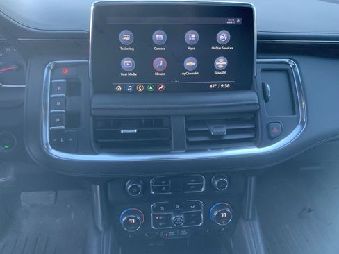 Used 2021 Chevrolet Tahoe Z71 w/ Luxury Package image 18