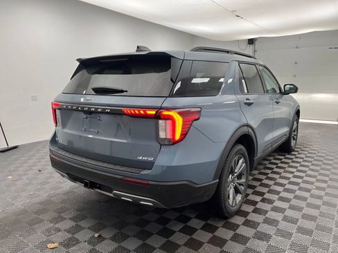 New 2026 Ford Explorer Active w/ Active Comfort Package image 9