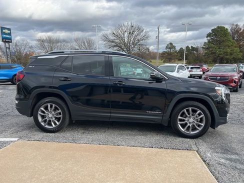 Used 2023 GMC Terrain SLT FWD image 5