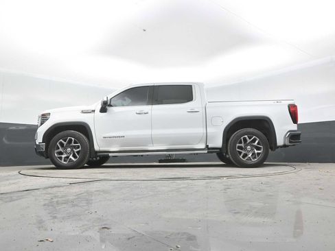 Used 2023 GMC Sierra 1500 SLT w/ SLT Premium Package AWD/4WD image 25