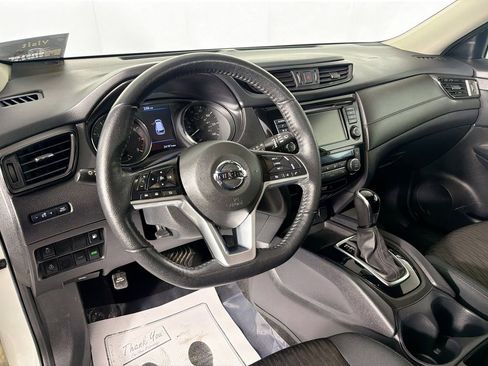 Used 2020 Nissan Rogue S FWD image 9