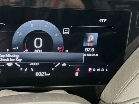 Used 2025 GMC Yukon AT4 w/ AT4 Premium Package image 14