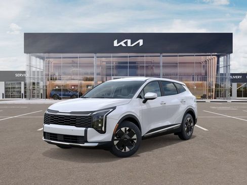 Certified 2026 Kia Sportage LX FWD image 9
