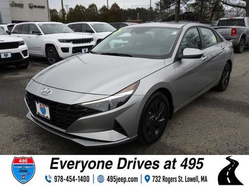 Used 2023 Hyundai Elantra SEL FWD image 1