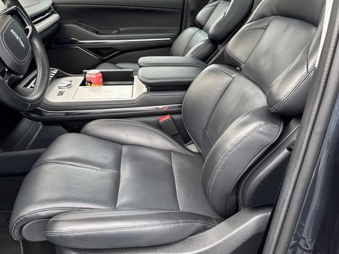 Used 2025 Lincoln Navigator L Reserve AWD/4WD image 14